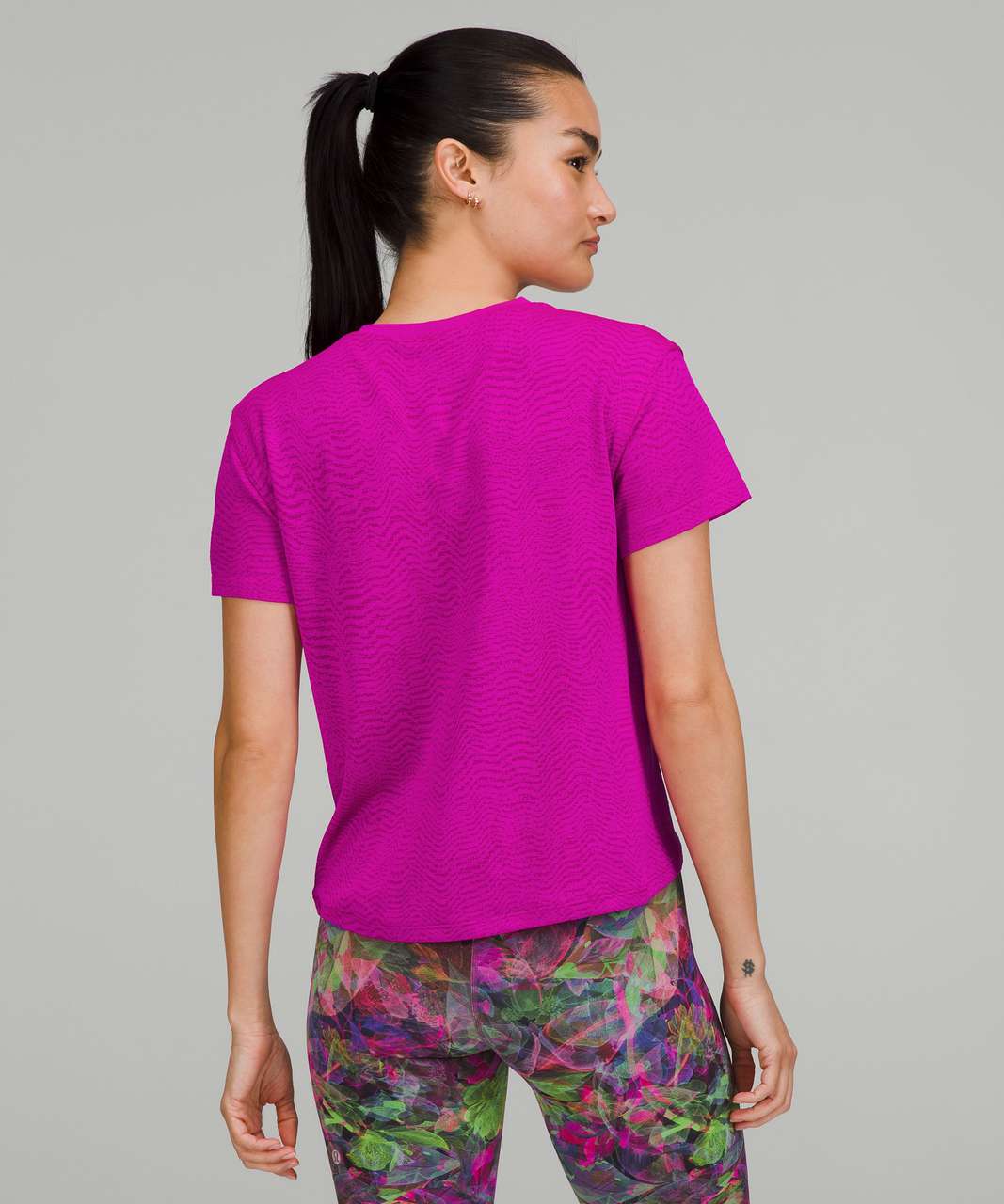 Lululemon Dot Camo Wisteria Purple Train to Be Short Sleeve Shirt