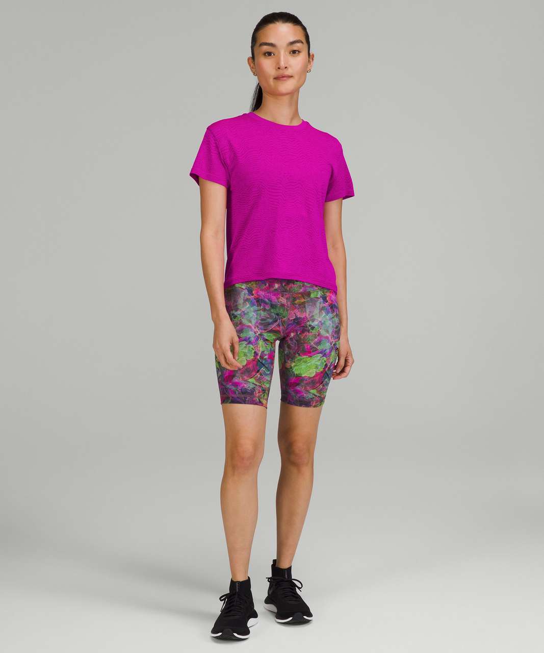 Lululemon Train to Be Seamless Short Sleeve T-Shirt - Ripple Wave Purple Highlight / Magenta Purple