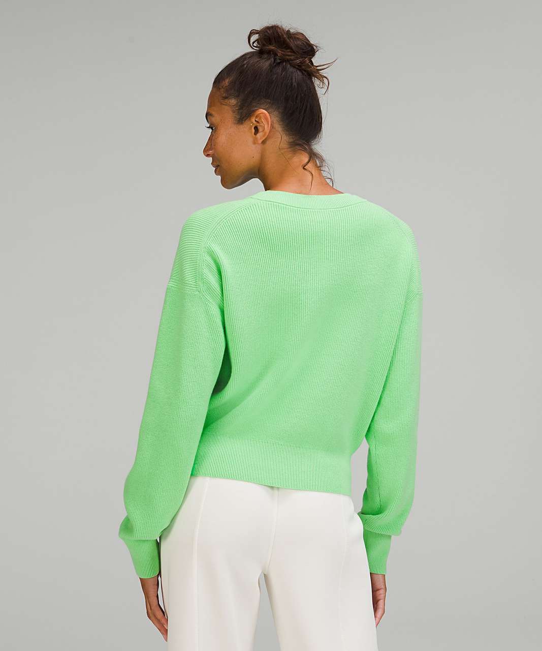 Lululemon Waist Length Crewneck Sweater - Scream Green Light / Scream Green Light