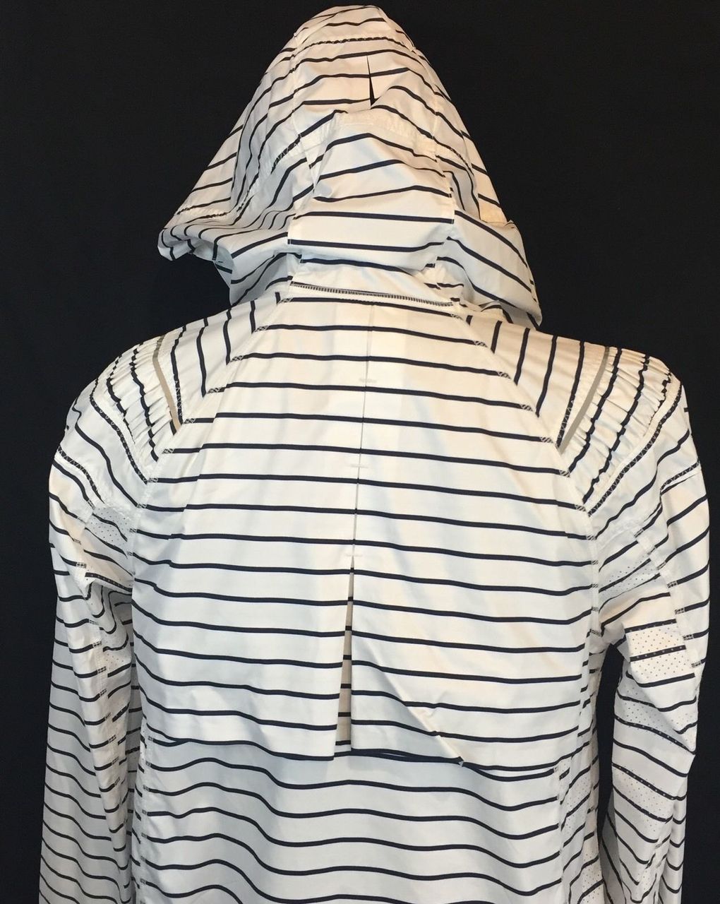 Lululemon Pack and Go Pullover - Quiet Stripe Printed White Deep Indigo