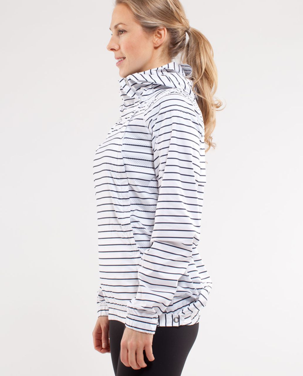 Lululemon Pack and Go Pullover - Quiet Stripe Printed White Deep Indigo