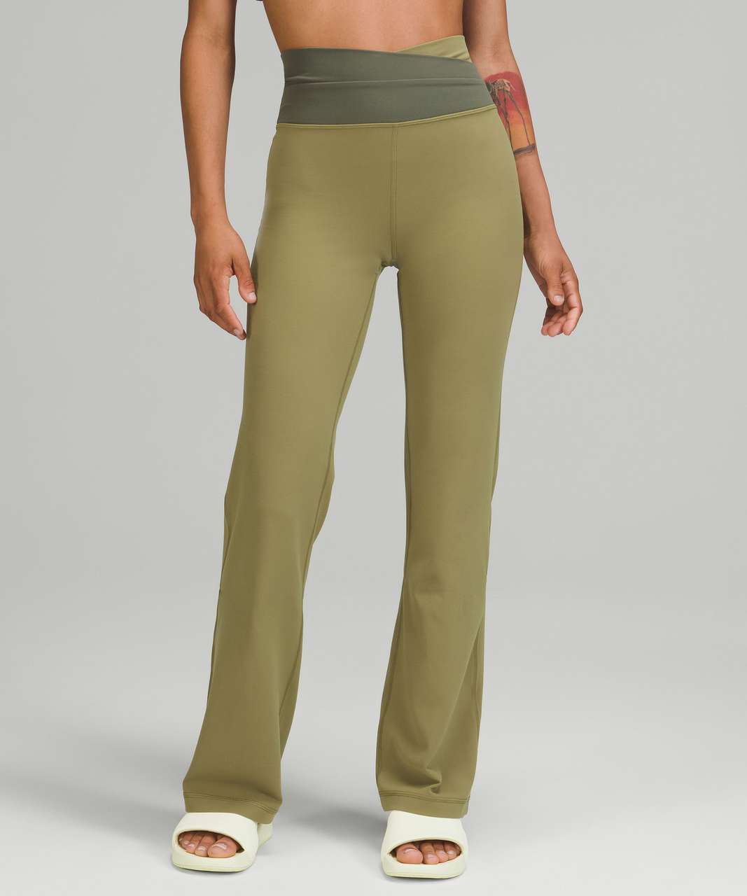 Lululemon Throwback Astro Pant - Bronze Green / Medium Olive - lulu fanatics