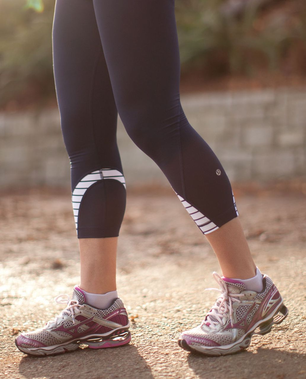 Lululemon Run:  Inspire Crop II - Deep Indigo /  Wide Bold Stripe White Deep Indigo /  Quiet Stripe White Deep Indigo