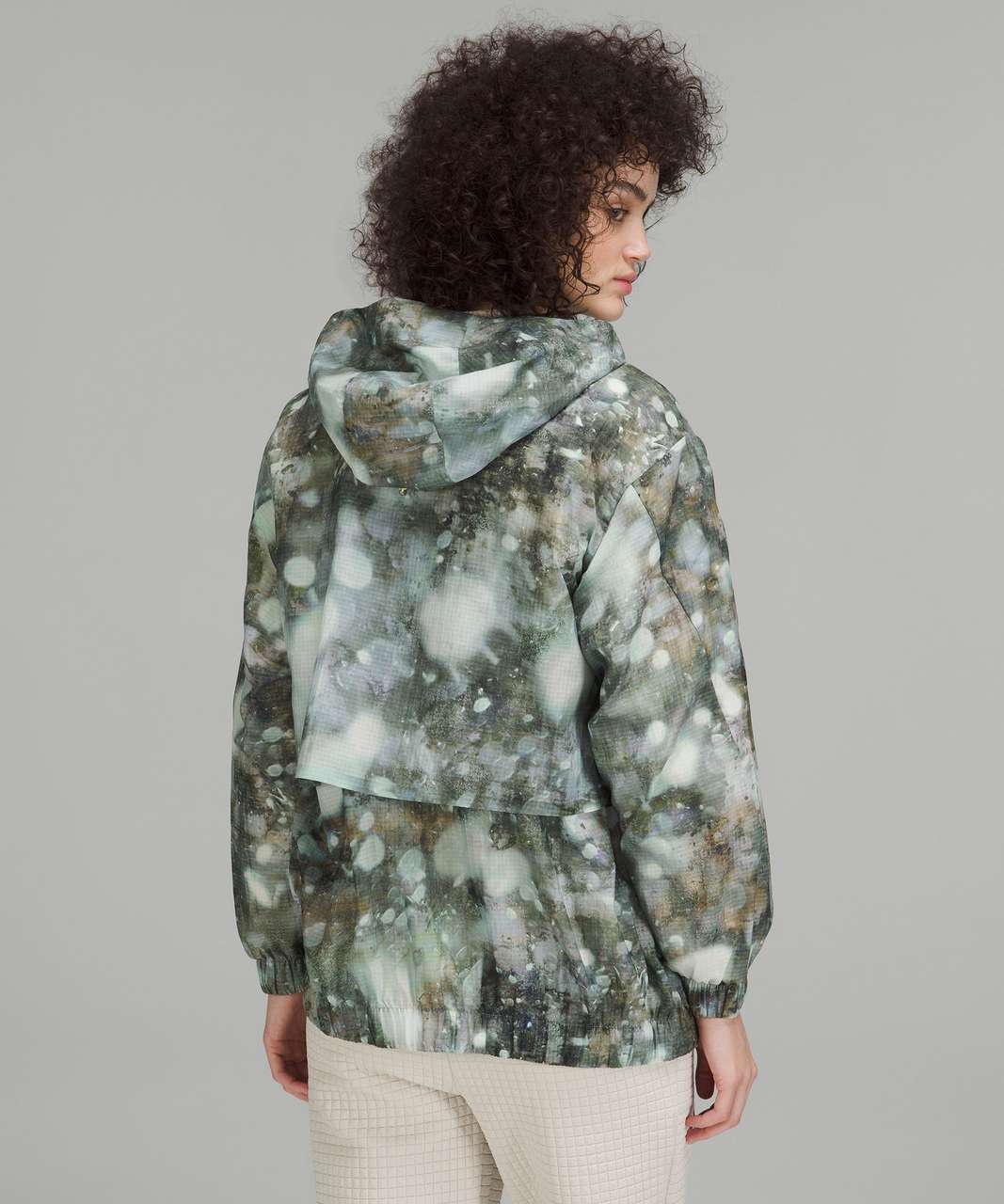 Lululemon lab Translucent Hooded Jacket - Morpheus Macro Multi