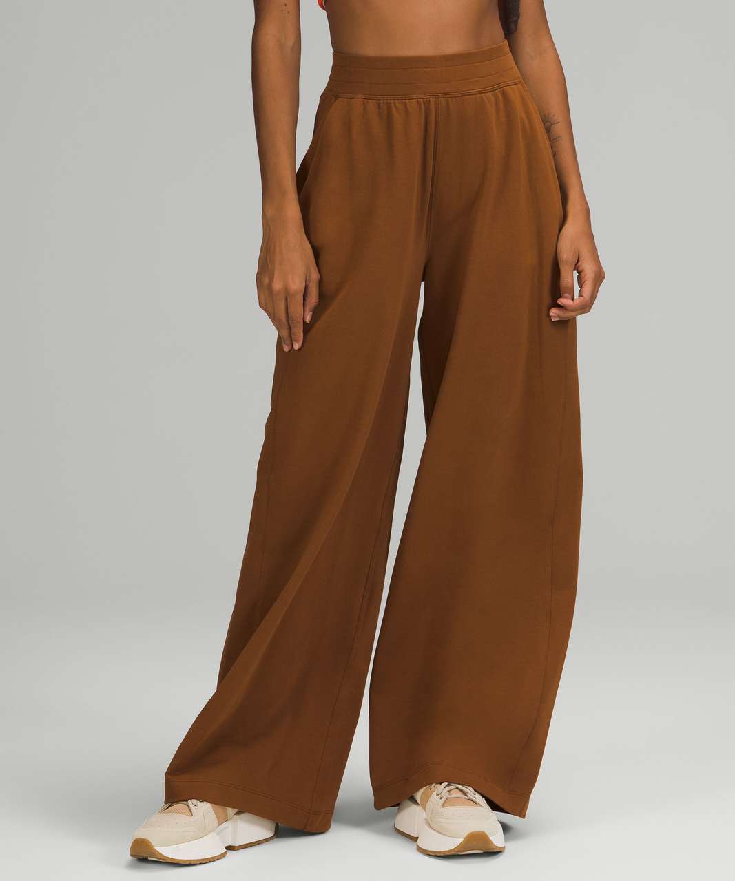 Stretch Woven High-Rise Wide-Leg Cropped Pant