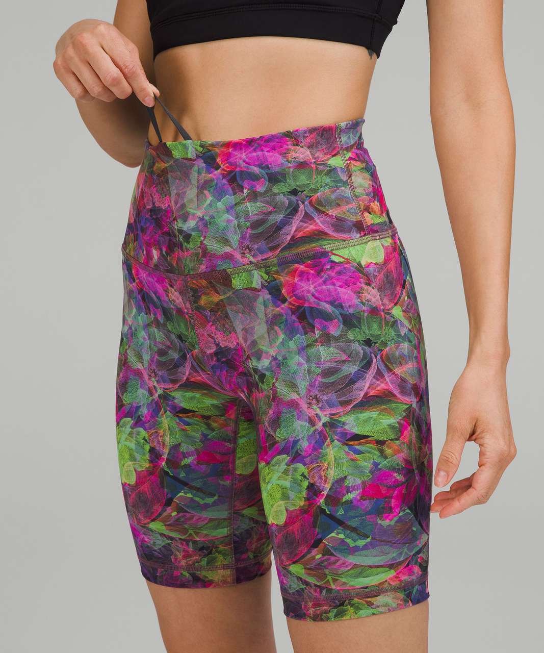 Lululemon Wunder Train High-Rise Short 8" - Vivid Floral Tone Multi