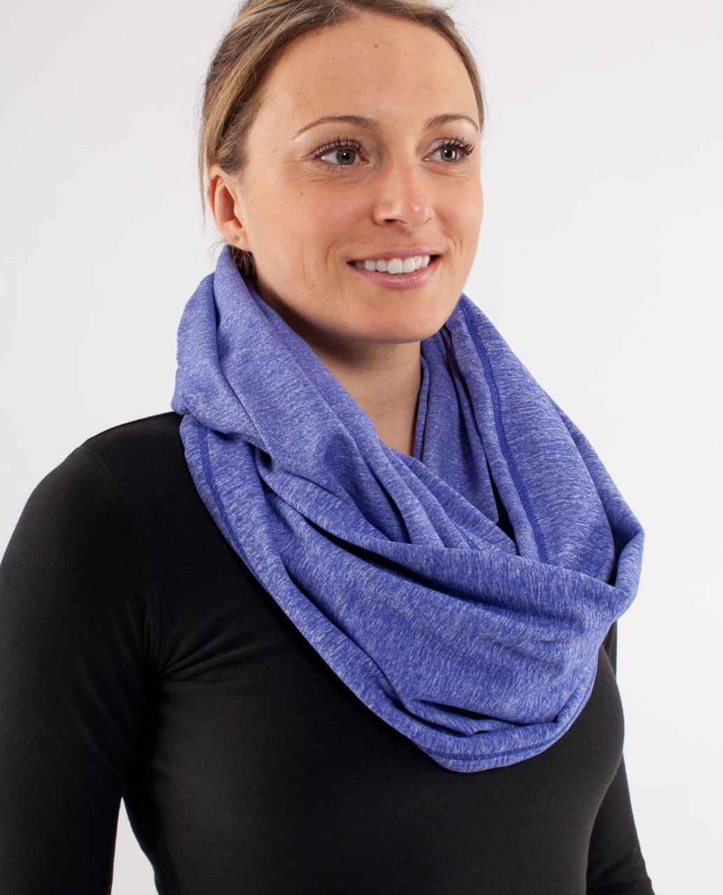 Lululemon Infinity Scarf - Heathered Pigment Blue