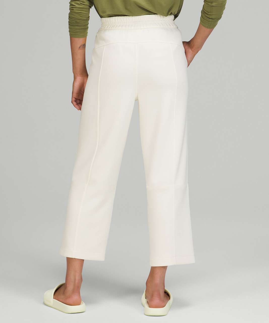 Lululemon Softstreme High-Rise Straight Leg Crop - Lemon Sorbet - lulu  fanatics