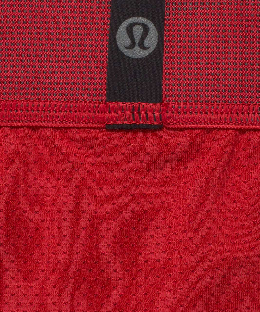 Lululemon Always In Motion Mesh Boxer 5" - Sport Red