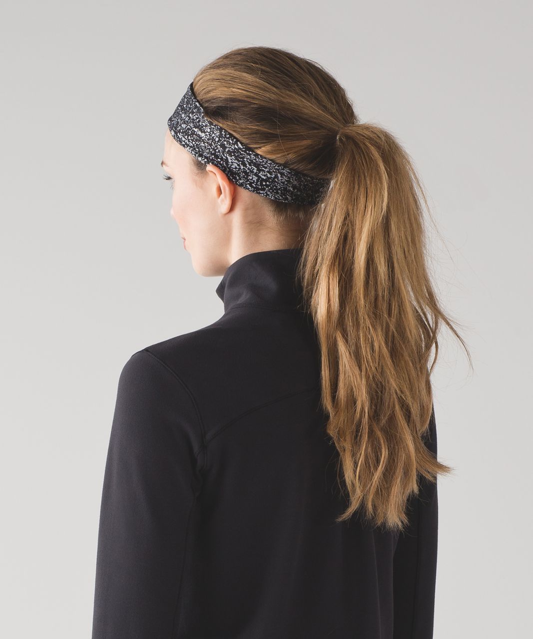 Lululemon Fly Away Tamer Headband II - Luon Suited Jacquard Black White