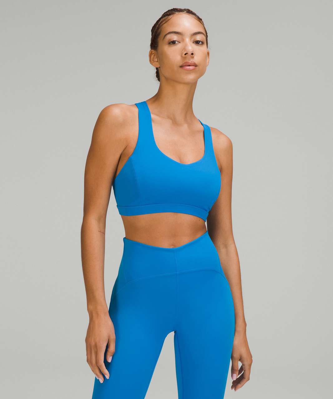 NUEVO Sujetador Lululemon Free to Be Serene Soporte Ligero Copa C/D Rosa  Niebla