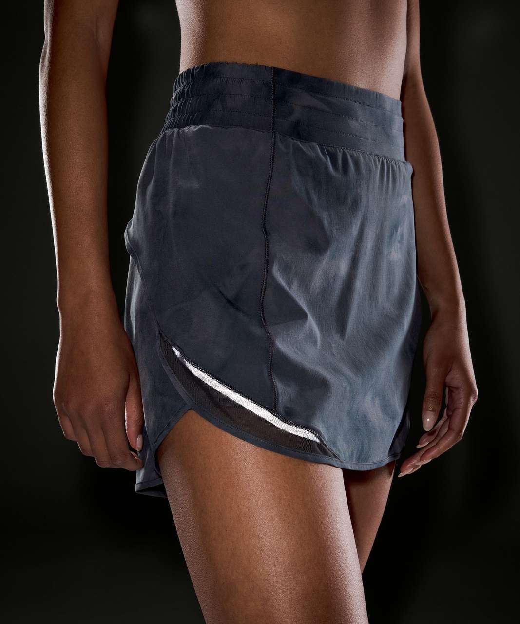 Lululemon Hotty Hot High-Rise Skirt - Diamond Dye Pitch Grey Graphite Grey / Graphite Grey