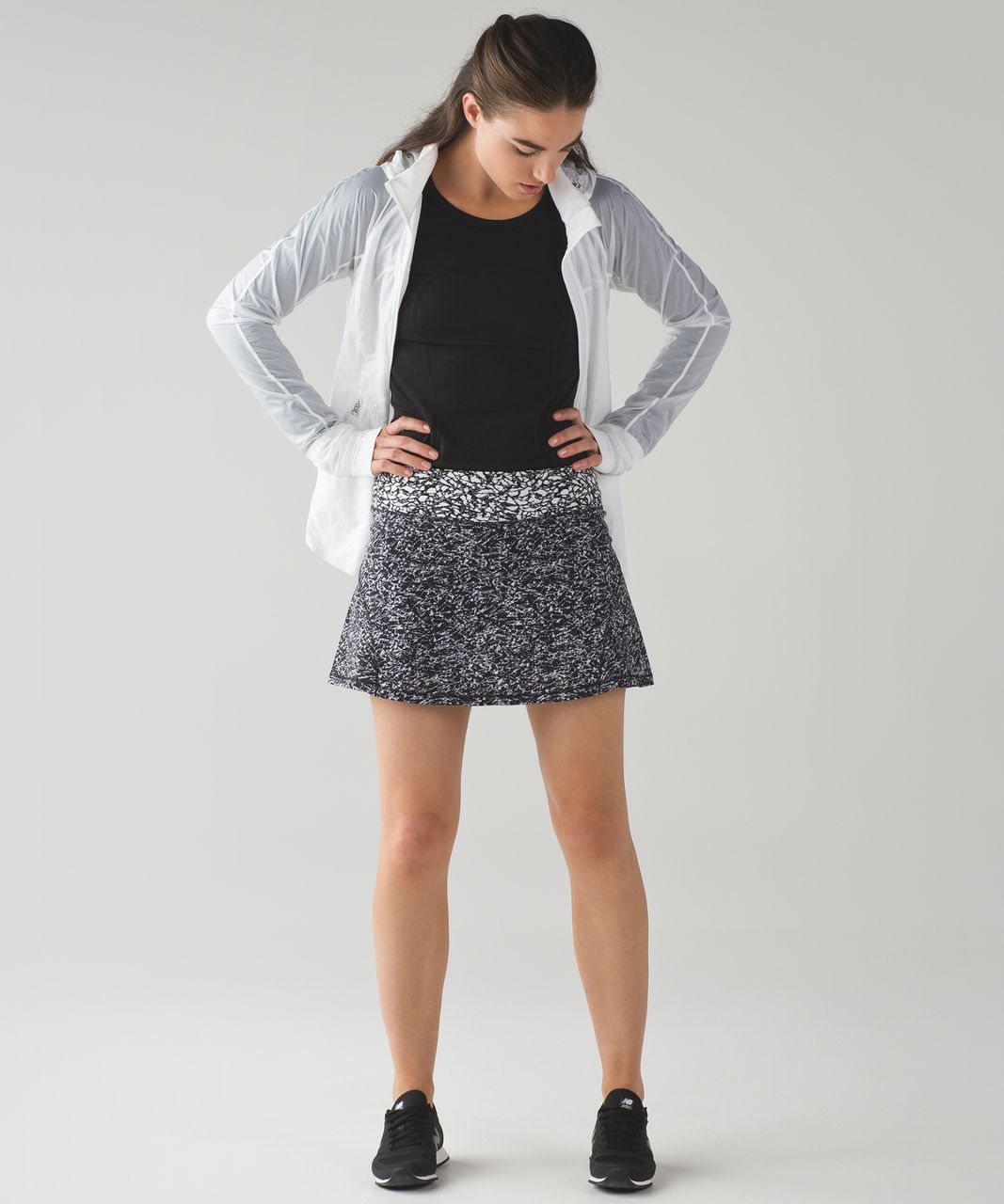 Lululemon Circuit Breaker Skirt (Tall) (15") - Iced Wave White Black / Ice Breaker White Black