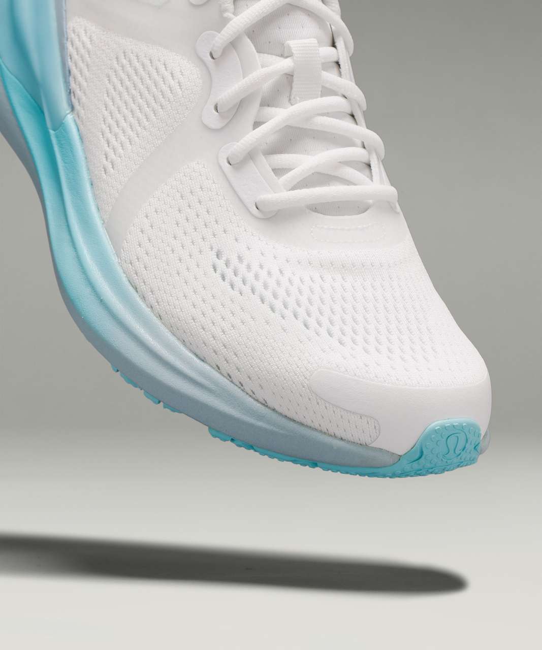 Lululemon Blissfeel Womens Running Shoe - White / Cyan Blue / Cirrus Blue -  lulu fanatics