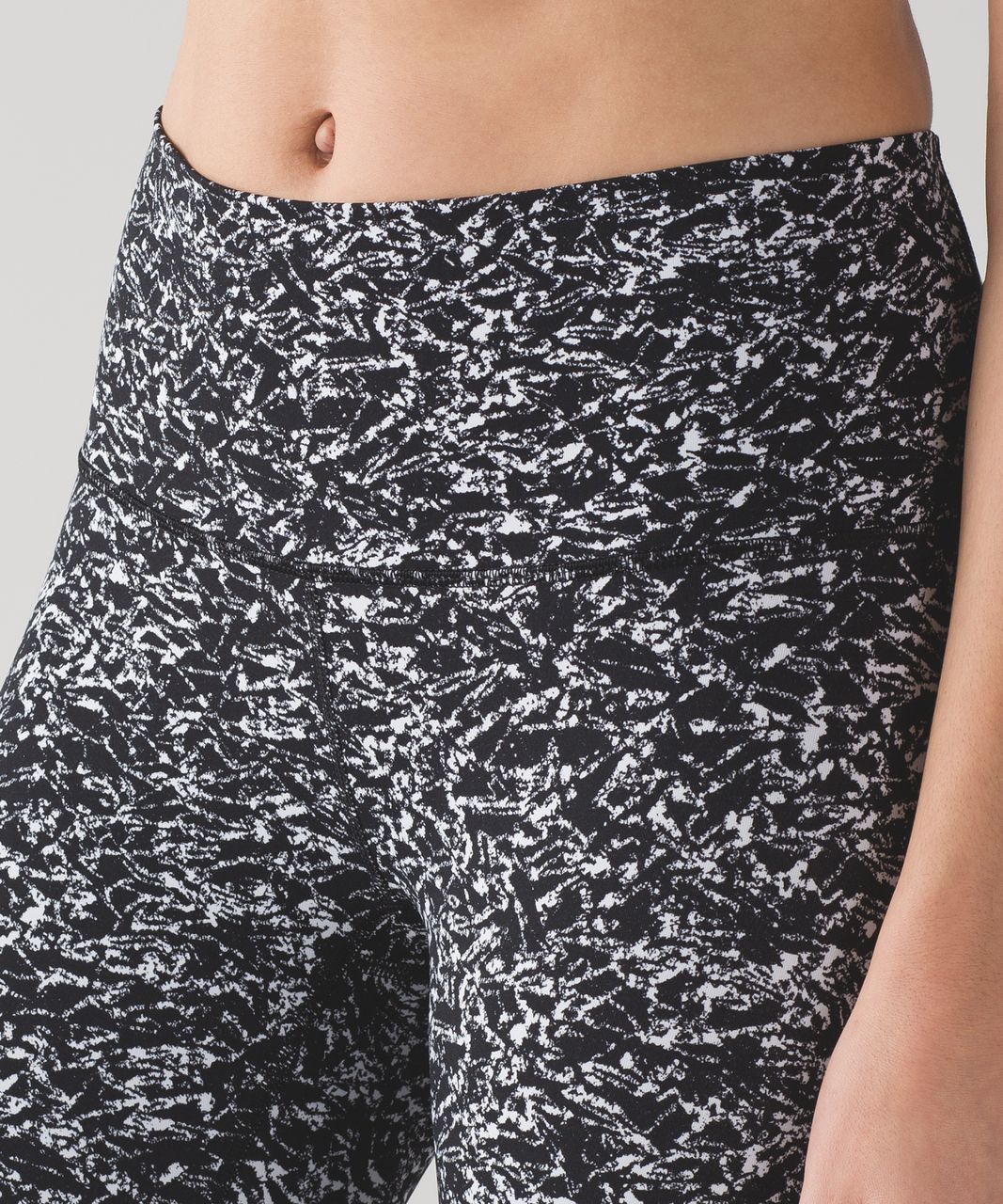 Lululemon Deep Breath Tight - Iced Wave White Black