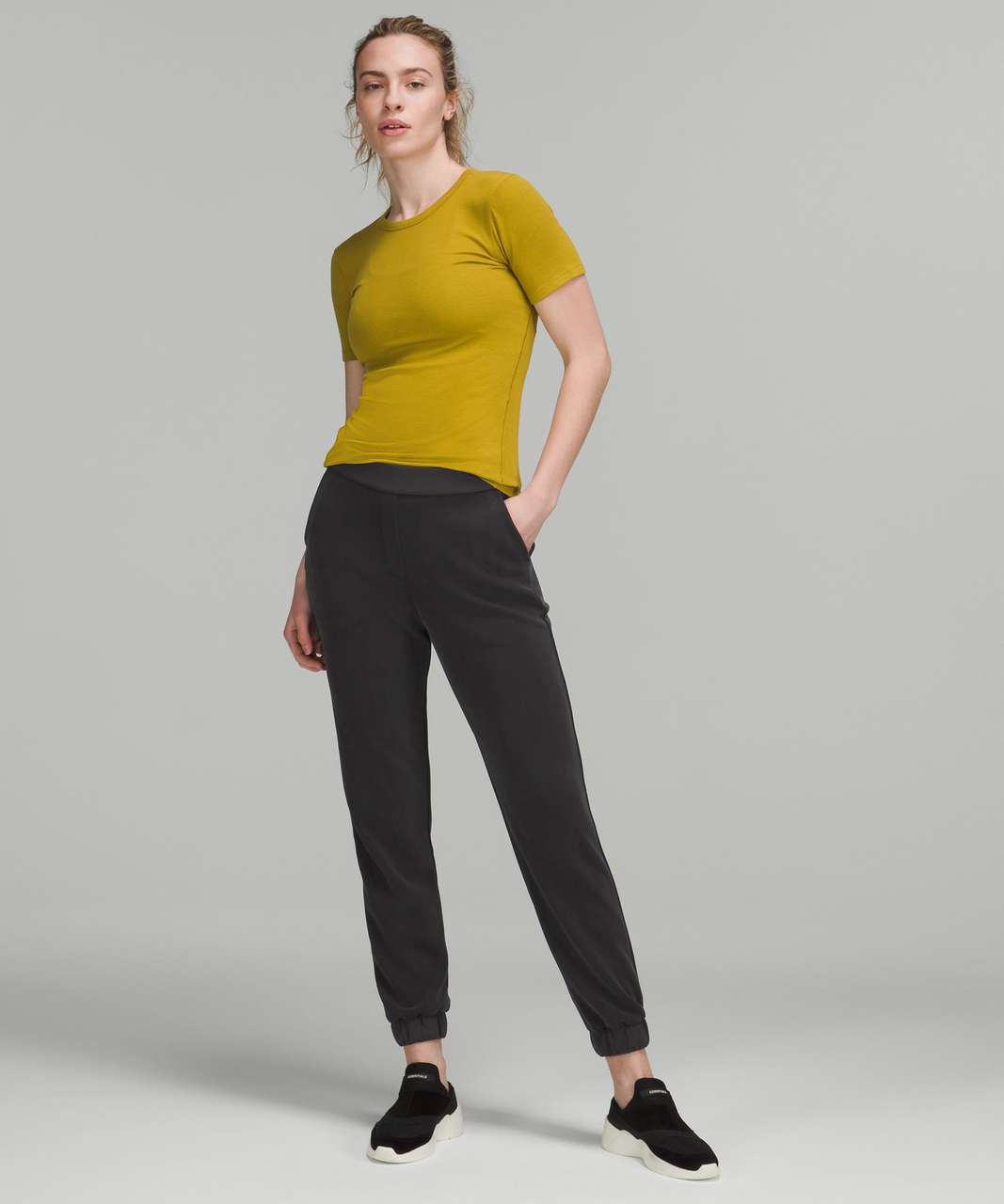 Lululemon Softstreme High-rise Straight-leg Cropped Pants