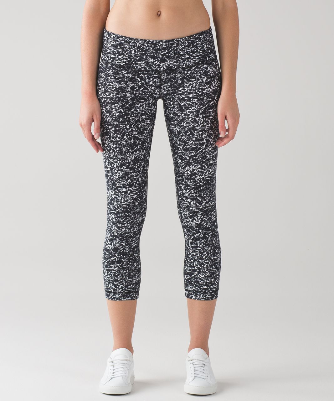 Lululemon Wunder Under Crop (Hi-Rise) (21) - Iced Wave Capri Black - lulu  fanatics