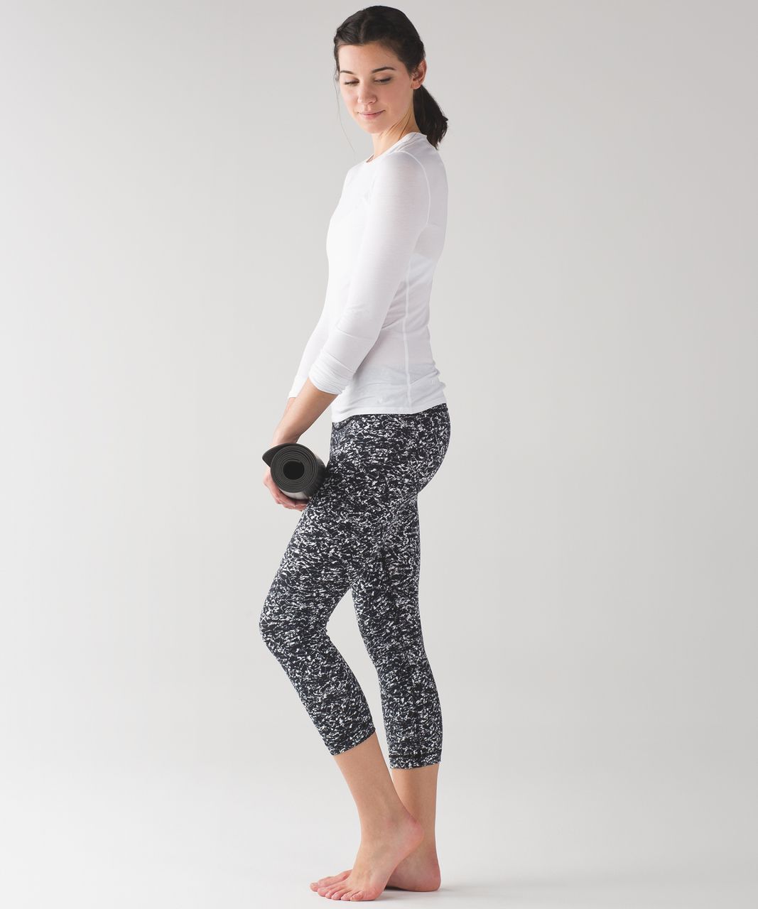 Lululemon Leggings Womens 4 Black Wunder Under Crop Ice Wave White Yoga  Pants