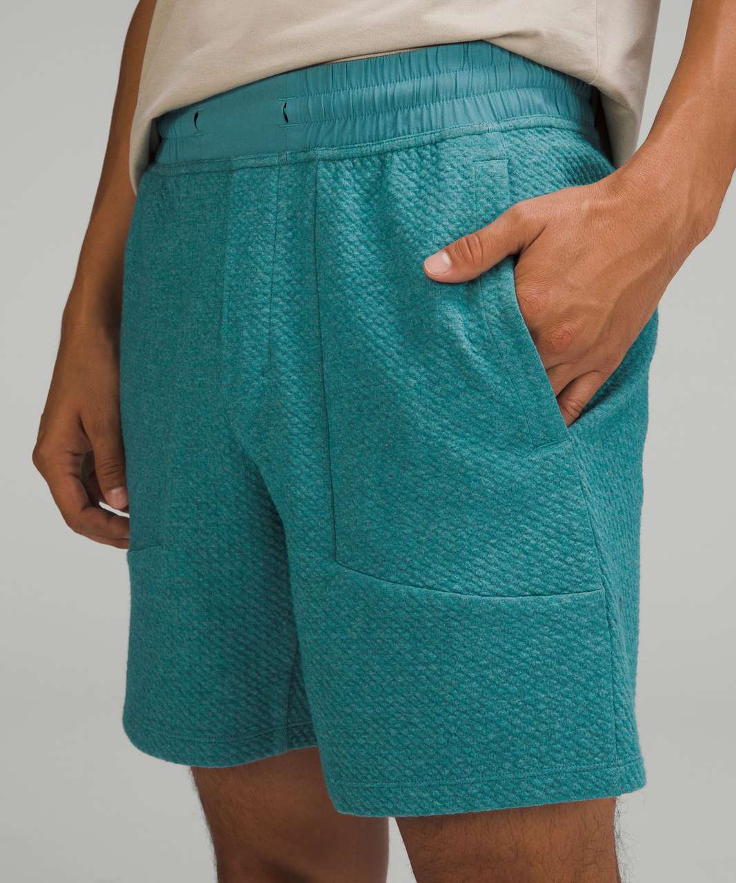 Lululemon At Ease Short 7 - Heathered Crest / Black - lulu fanatics