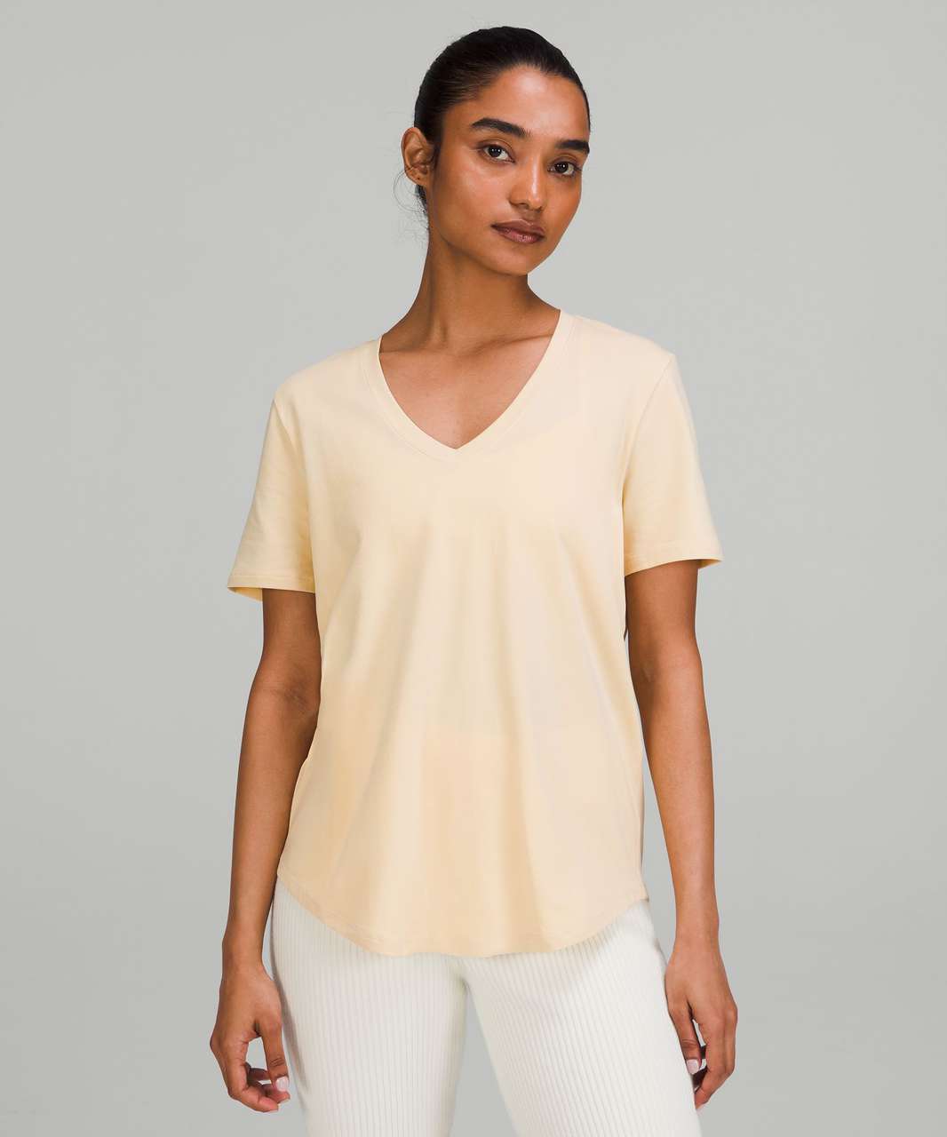 Lululemon Love V-Neck T-Shirt - Prosecco