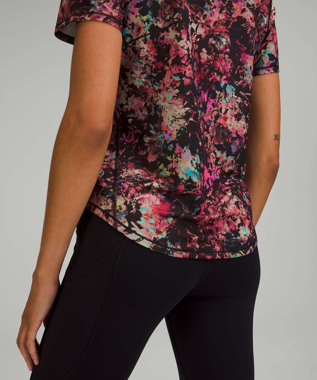 Lululemon High-Neck Running and Training T-Shirt - Stencil Blossom Red Multi