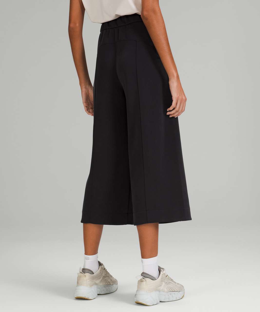 Lululemon Softstreme High-rise Culotte - Black