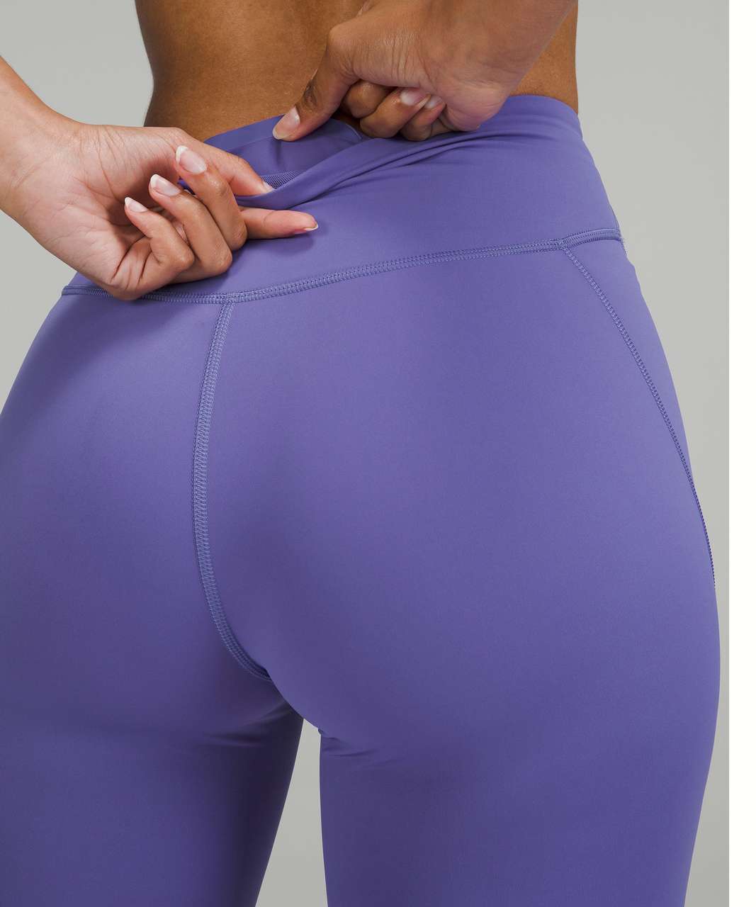 Lululemon legging- Base pace High Rise reflective tights 25” (size