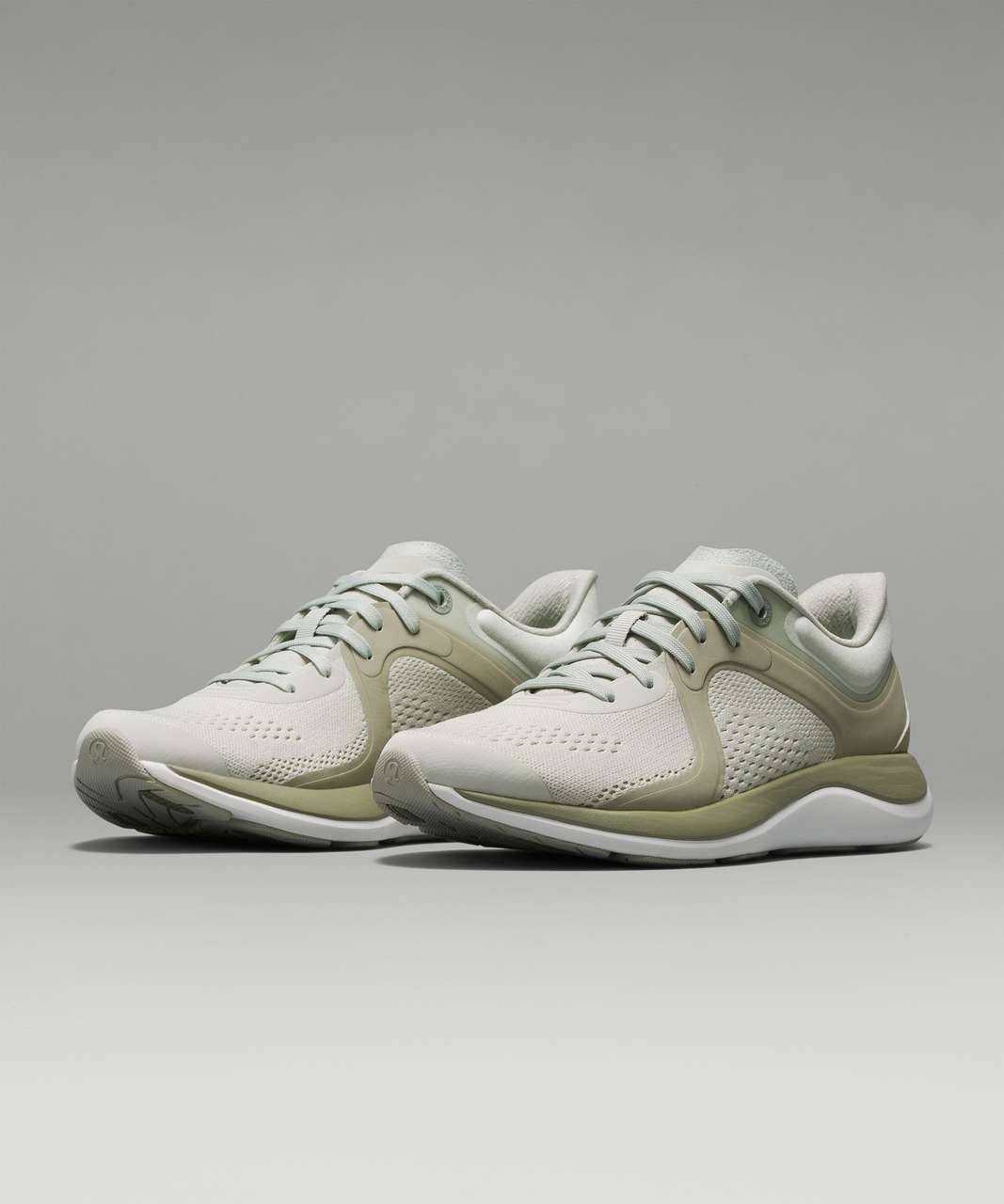 Lululemon Chargefeel Low Womens Workout Shoe - Light Sage / Green Fern / White