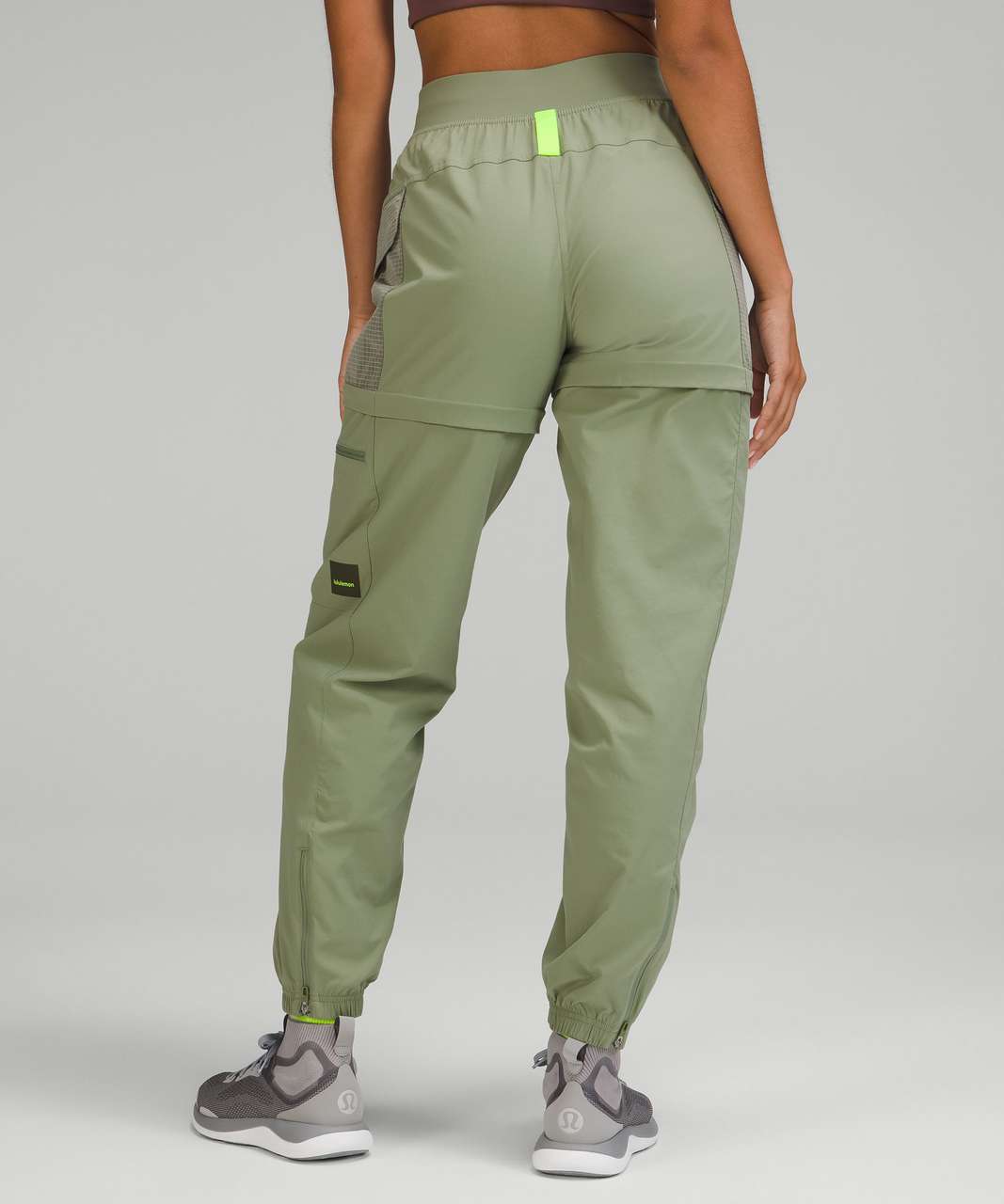 Lululemon High Rise Convertible Hiking Jogger Pants in Laurel Green size 10