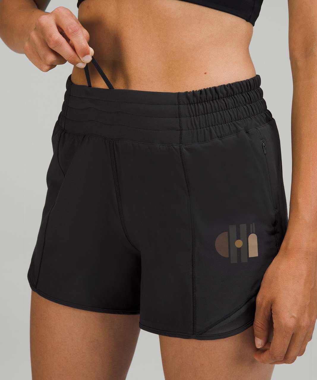 Lululemon Hotty Hot High-Rise Lined Short 4" *Chicago - Black