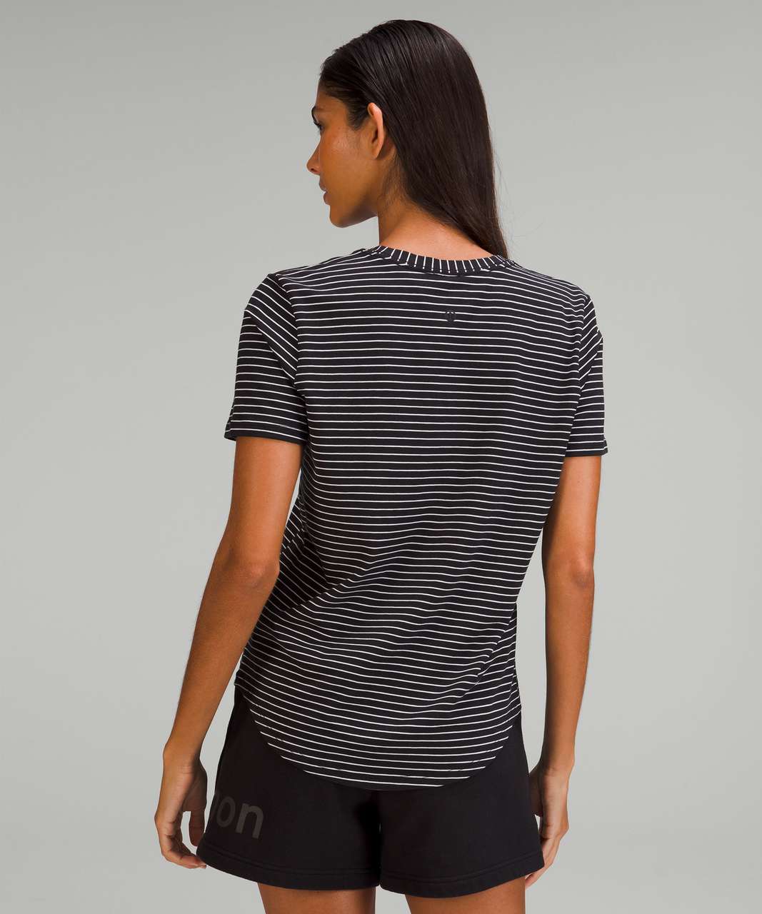 Lululemon Love V-Neck T-Shirt - Black / White