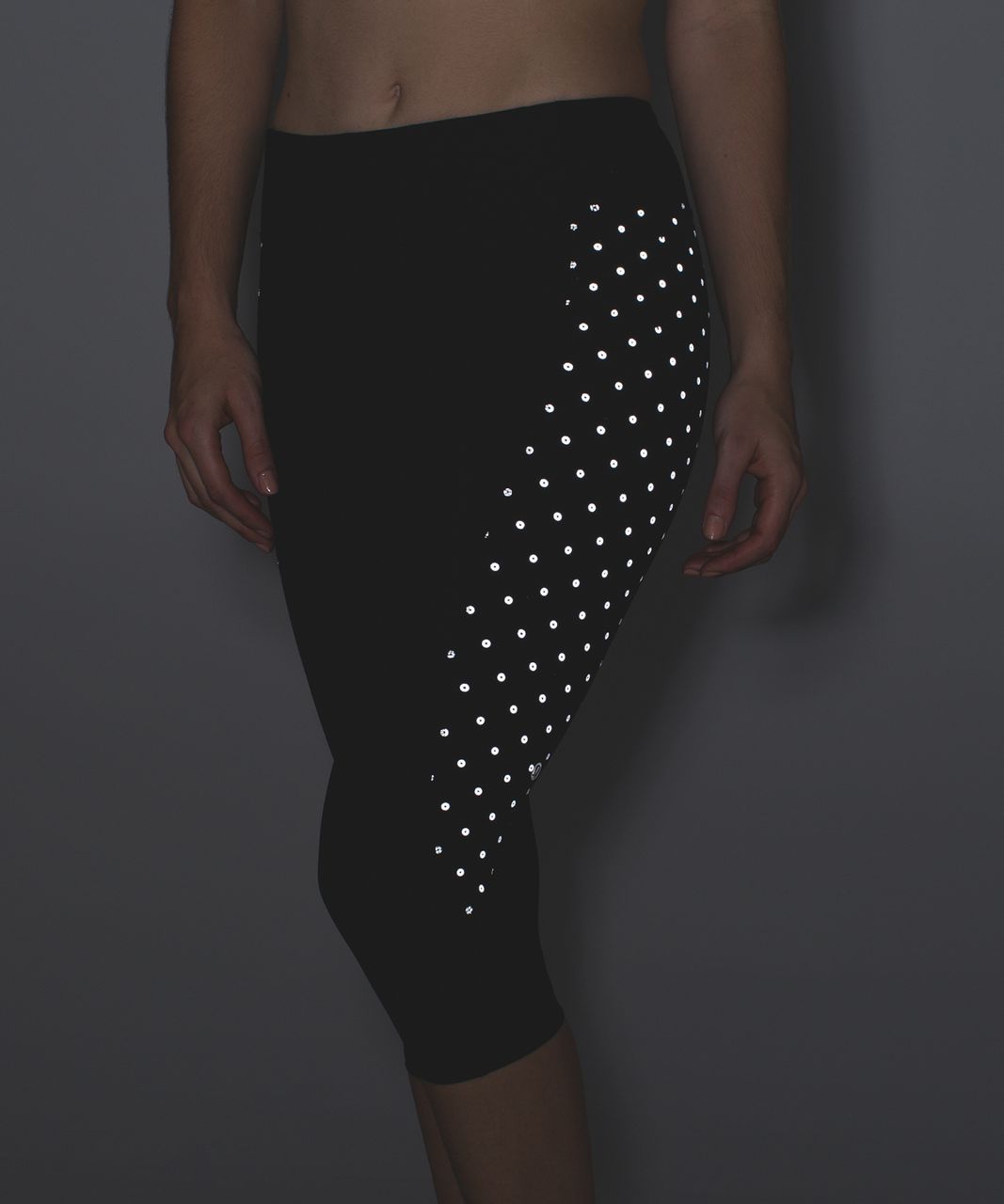 Lululemon Tight Stuff Crop (15") - Black / Sequin Dot Black Silver