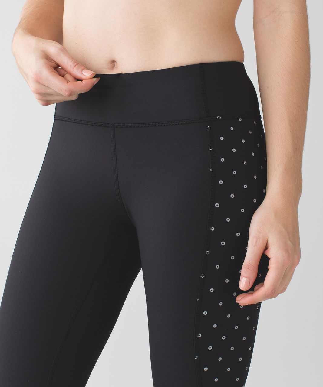 Lululemon Tight Stuff Crop (15") - Black / Sequin Dot Black Silver