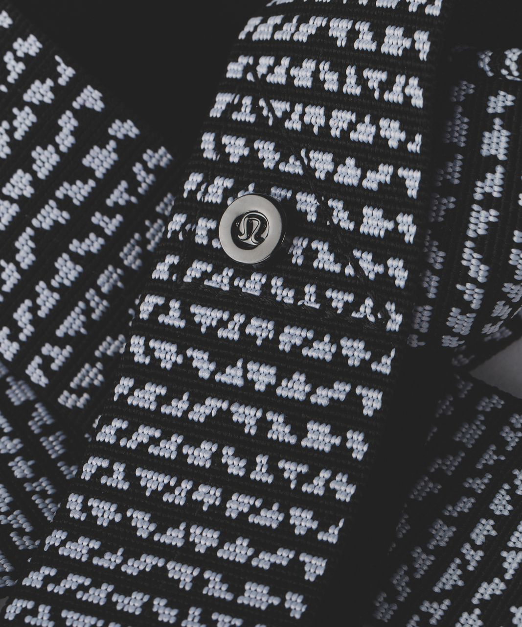 Lululemon Loop It Up Mat Strap - Black / White