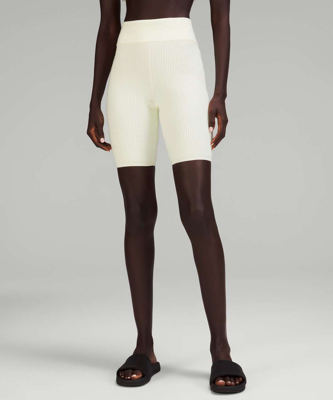 Lululemon Ribbed Knit High-Rise Short 8" - Lemon Sorbet