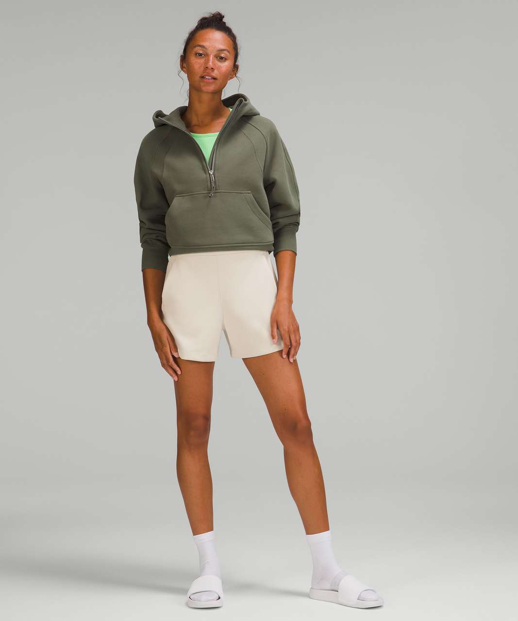 Lululemon relaxed softstreme short - Gem