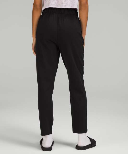 Plus Essential Stretch High Rise Capri Pant