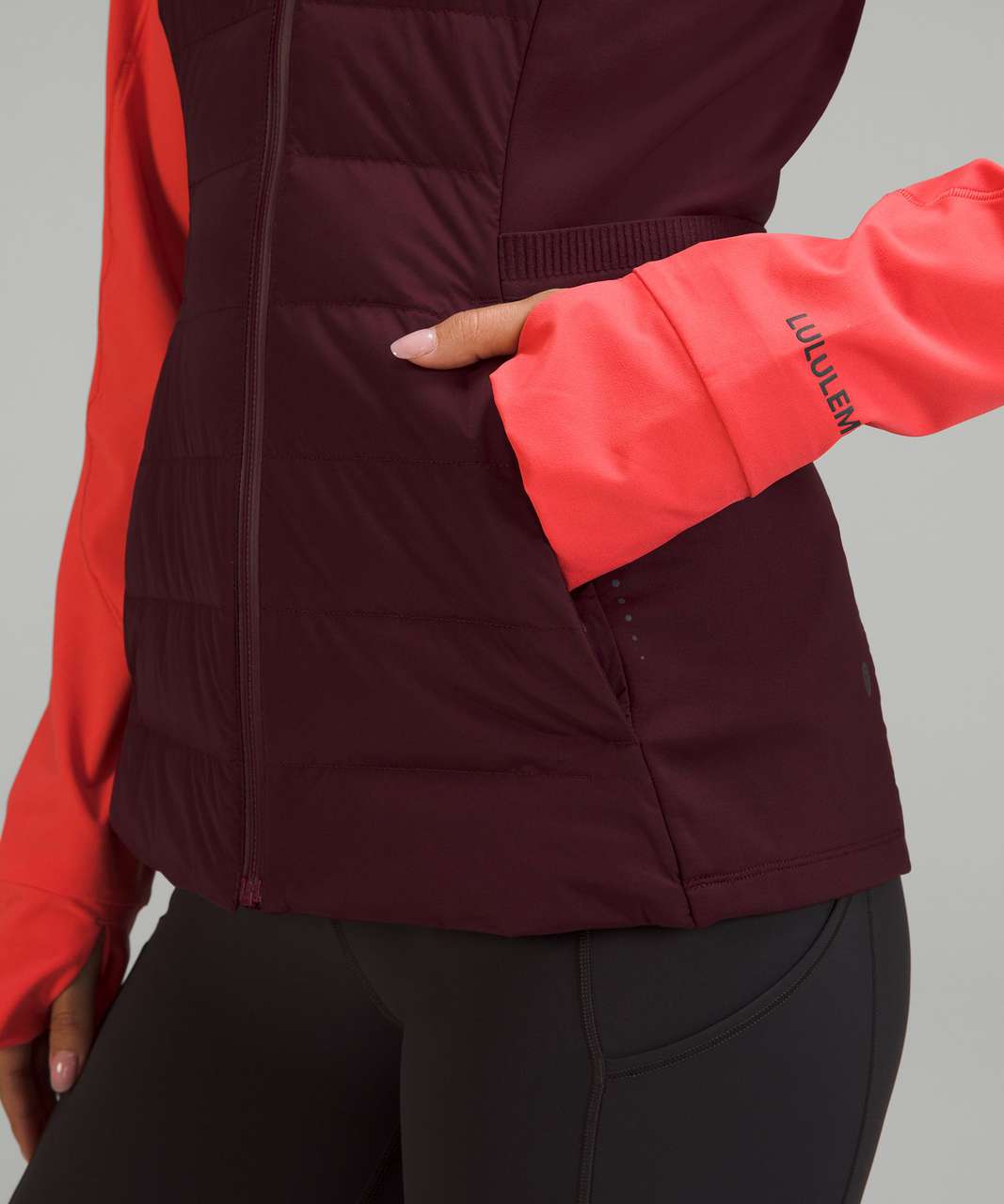 Lululemon Women's Down For It All Jacket - Cassis AUTHENTIC NEW Size 4