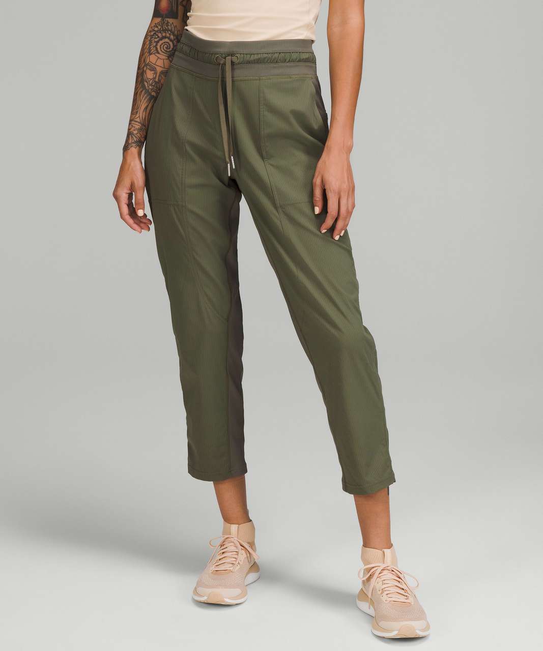 Lululemon Dance Studio Crop 25 Inseam Size 10 Olive Green Women's Pants  Cropped