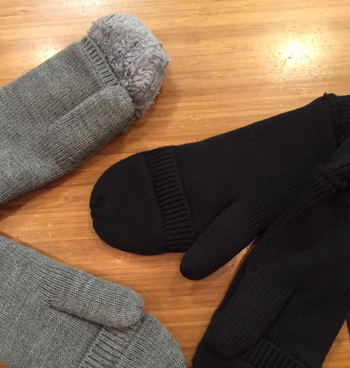 Lululemon Shakti Sherpa Mittens - Black