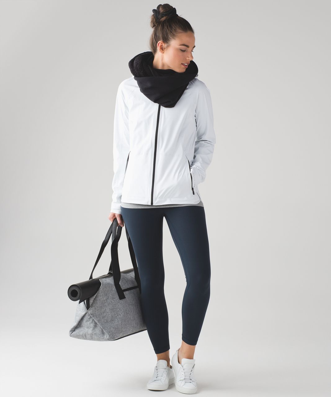 Lululemon Shakti Sherpa Infinity Scarf - Black