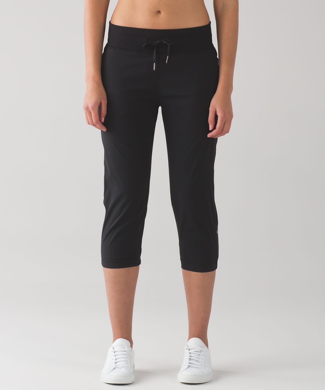 lululemon studio crop pants