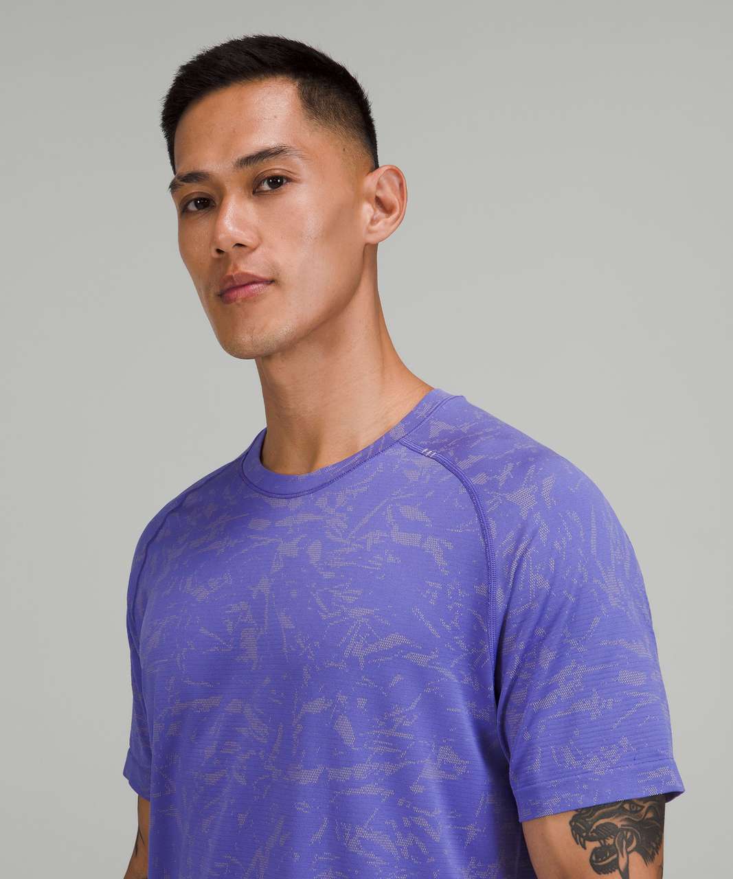 Lululemon Swiftly Tech Short Sleeve Shirt 2.0 - Charged Indigo / Charged  Indigo - lulu fanatics