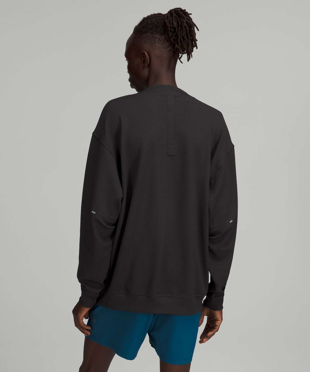 Lululemon Relaxed-Fit Training Long Sleeve Crew - Black