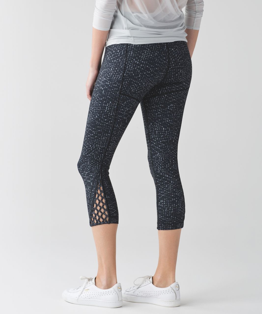 Lululemon True Self Crop II - Samba Snake Battleship Black - lulu fanatics