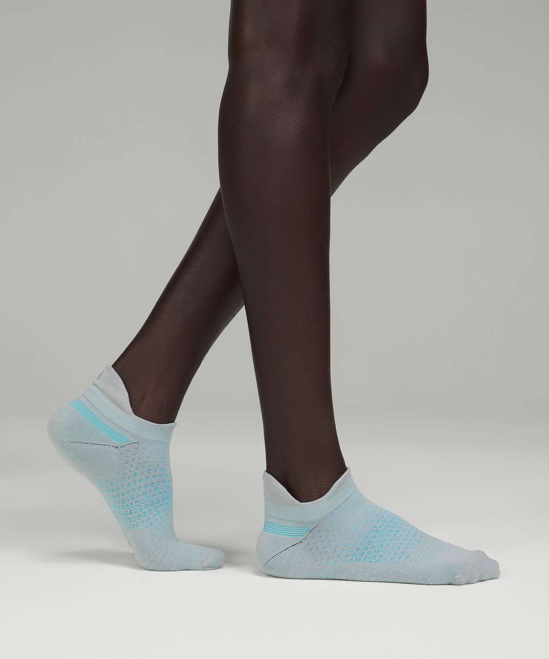 Lululemon MacroPillow Tab Running Sock *Medium Cushioning - Silver Drop / Electric Turquoise