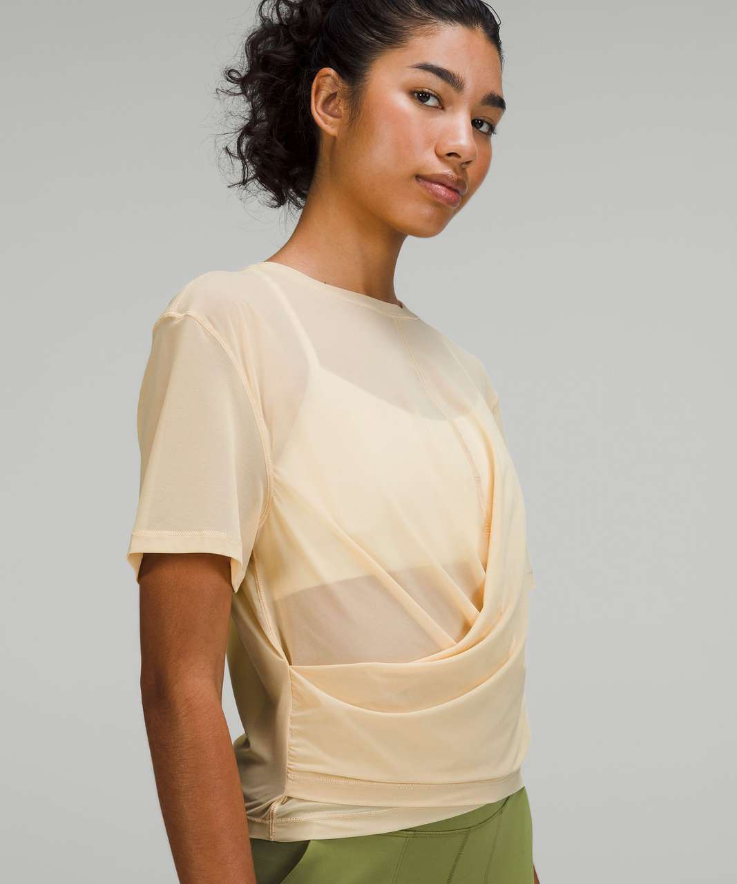 Lululemon Lightweight Mesh Reversible Yoga T-Shirt - Prosecco