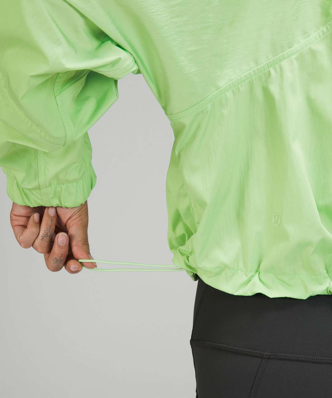 Lululemon Lightweight Cropped Jacket - Scream Green Light