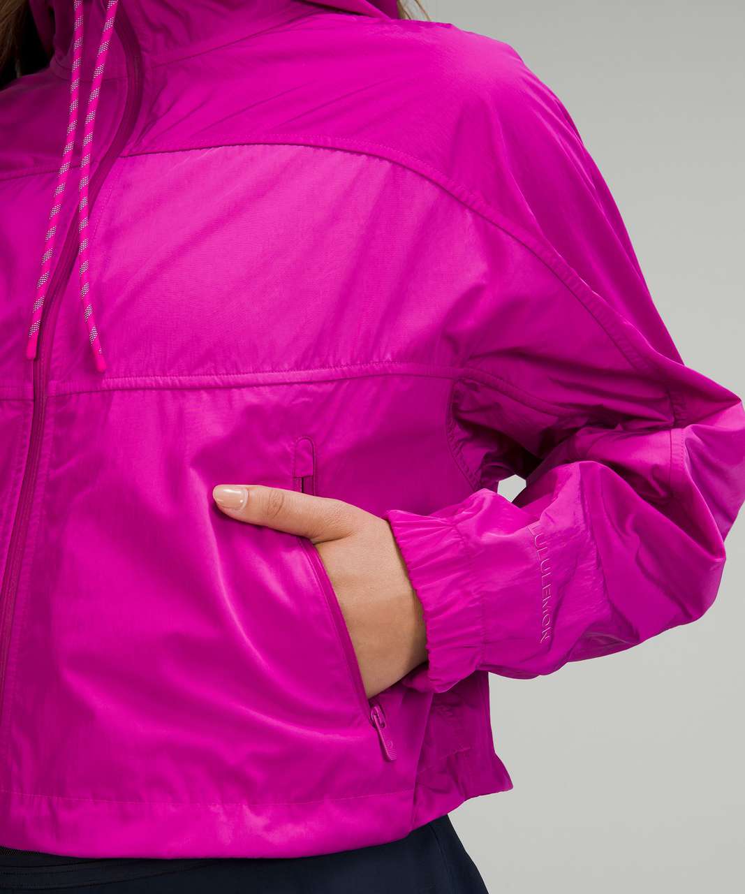 Lululemon Lightweight Cropped Jacket - Purple Highlight