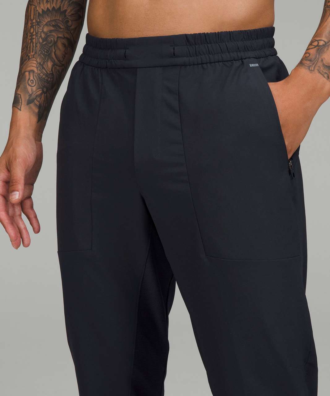 Finally bought into the hype, love these joggers! (License to Train,  Cassis, S) : r/lululemon